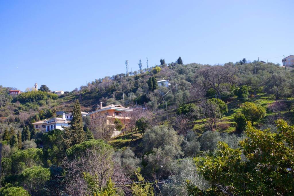 Leivi La Vivagna - Casa Vista Mare Tra Gli Uliviヴィラ エクステリア 写真